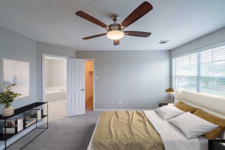 Photo 3 of 31 - 28877 San Bernard River Loop, Spring, TX 77386