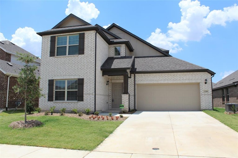 Photo 1 of 39 - 3209 Puffin Ln, Celina, TX 75009