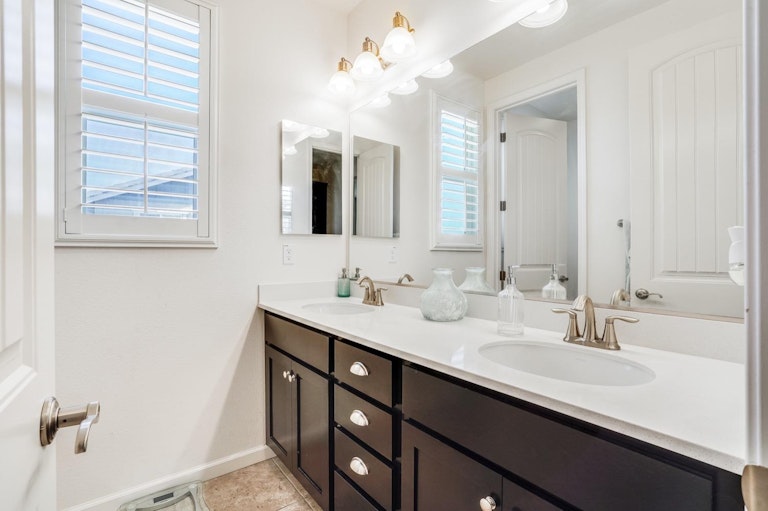 Photo 22 of 29 - 4478 Natomas Central Dr, Sacramento, CA 95834