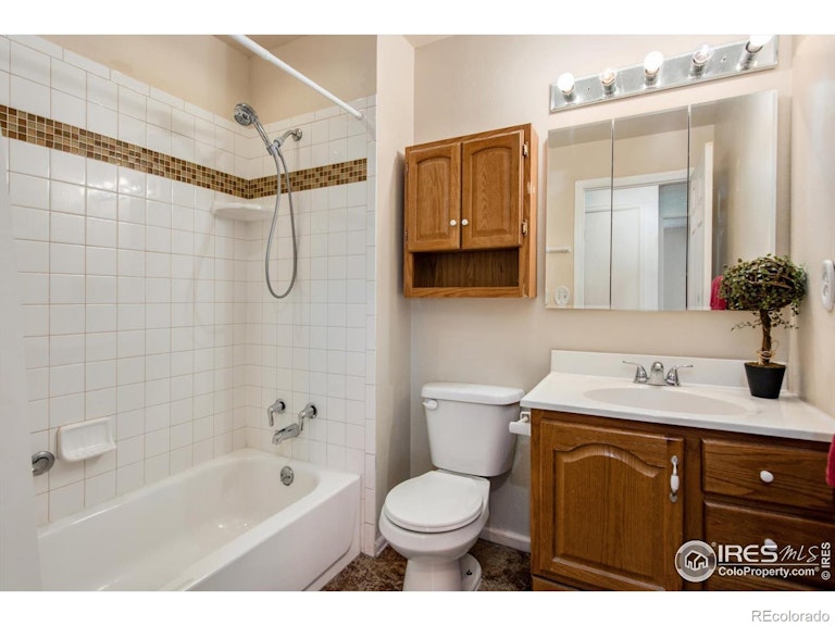 Photo 16 of 30 - 4689 E 115th Ct, Thornton, CO 80233