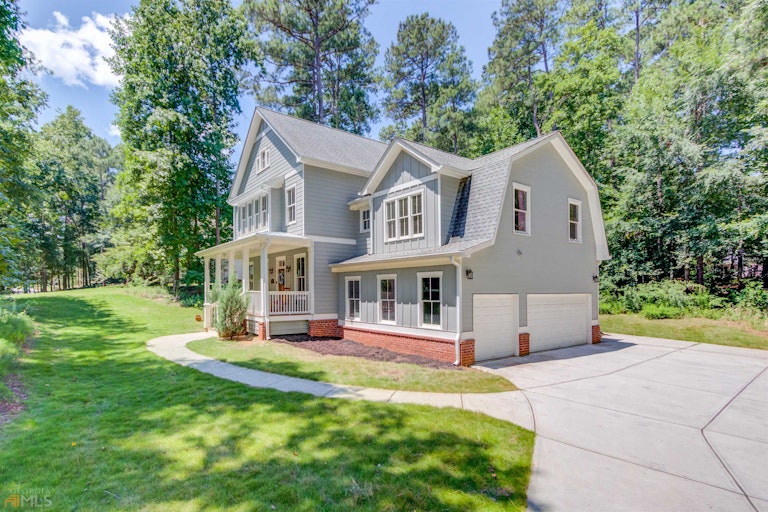 Photo 2 of 51 - 477 Tom Smith Rd SW, Lilburn, GA 30047
