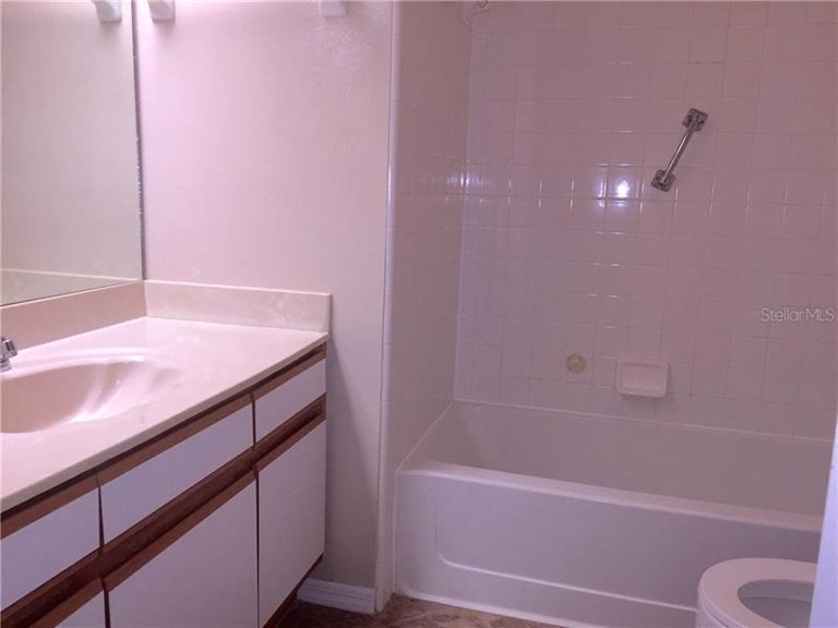 Photo 6 of 25 - 3800 Brandy St, Orlando, FL 32812