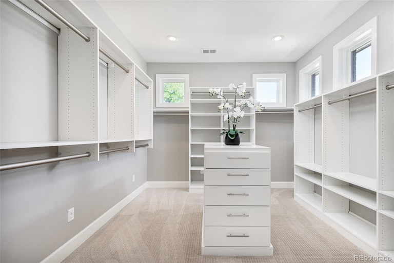 Photo 28 of 38 - 6120 E 3rd Ave, Denver, CO 80220