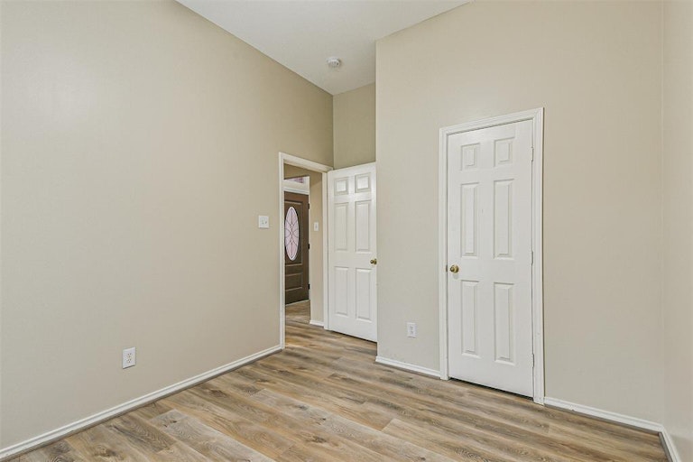 Photo 7 of 21 - 3715 Parkshire Dr, Pearland, TX 77584