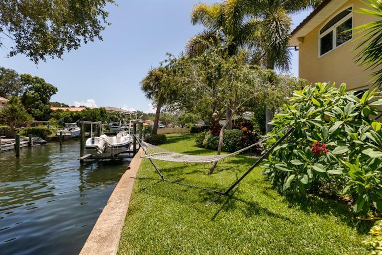 Photo 44 of 60 - 145 Bay Point Dr NE, Saint Petersburg, FL 33704