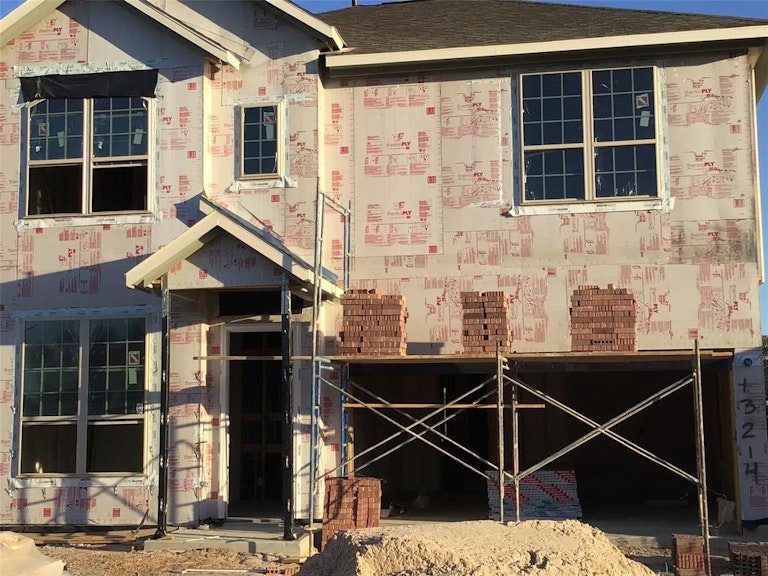 Photo 4 of 11 - 13214 Rowan Green Dr, Humble, TX 77346