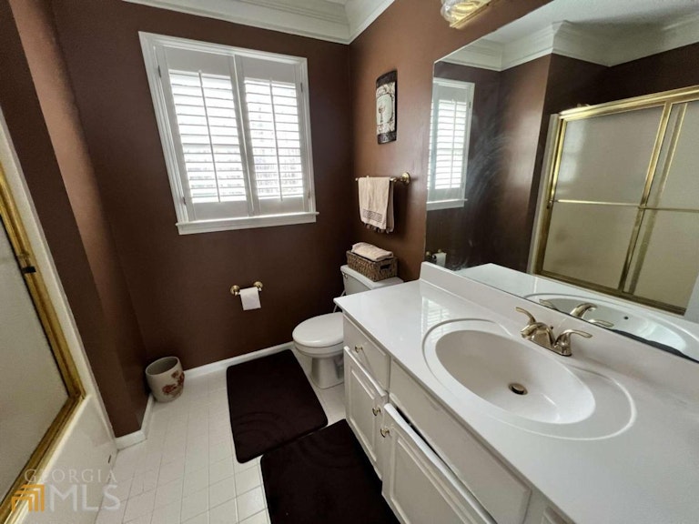 Photo 14 of 27 - 168 Long Meadow Ln, Alpharetta, GA 30004