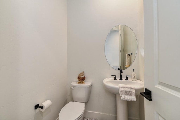Photo 20 of 44 - 4081 McKay Pl, El Dorado Hills, CA 95762