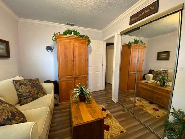 Photo 14 of 27 - 7921 Segovia St, Orlando, FL 32822