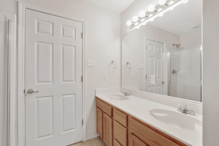Photo 11 of 26 - 2404 Rushing Springs Dr, Fort Worth, TX 76118