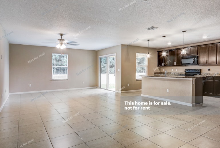 Photo 12 of 40 - 77555 Lumber Creek Blvd, Yulee, FL 32097