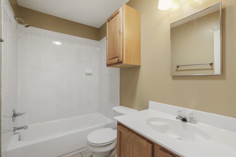 Photo 25 of 28 - 3854 Steeplechase Dr, Fort Worth, TX 76123