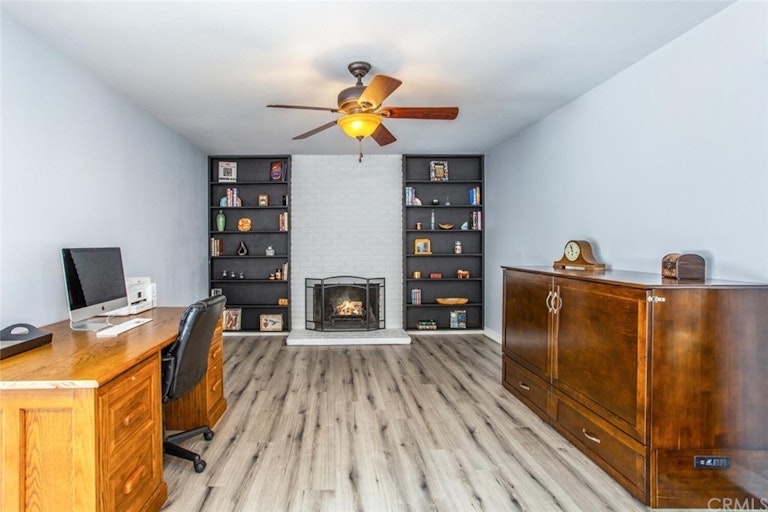 Photo 10 of 35 - 35565 Mountain View St, Yucaipa, CA 92399