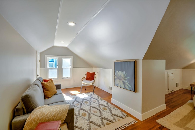 Photo 25 of 47 - 2401 U St, Sacramento, CA 95818