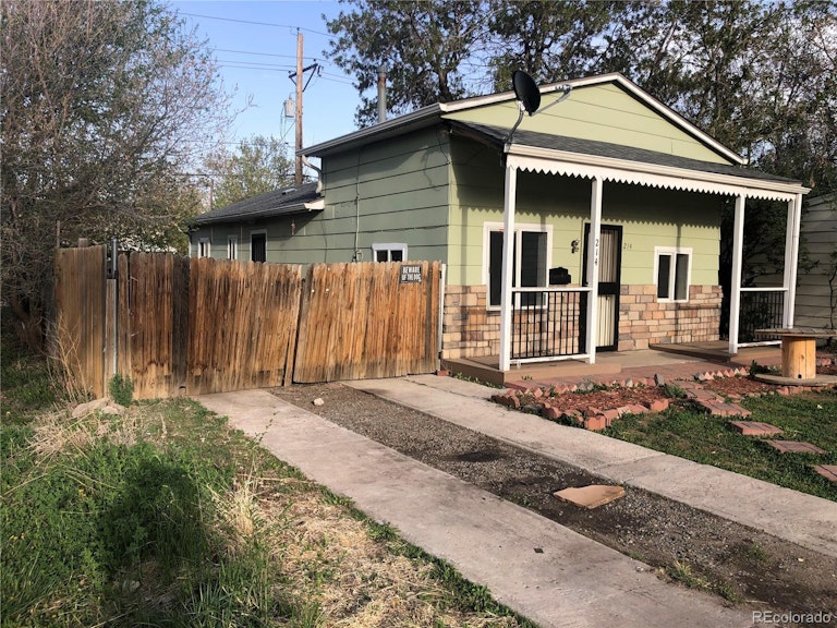 Photo 2 of 35 - 214 Knox Ct, Denver, CO 80219