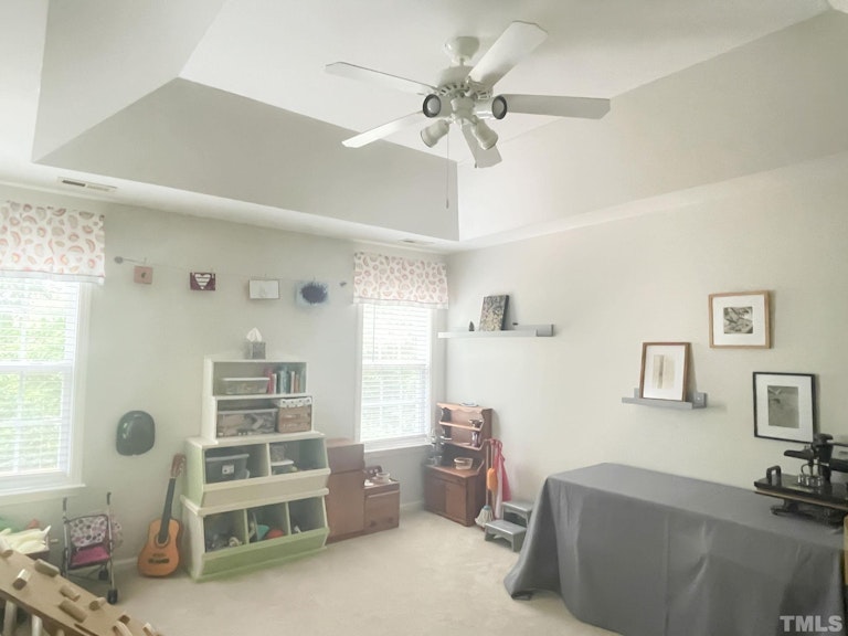 Photo 15 of 21 - 2408 Summit Dr, Hillsborough, NC 27278