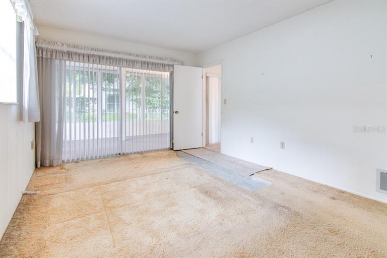 Photo 22 of 43 - 8806 Shenandoah Ln, Hudson, FL 34667