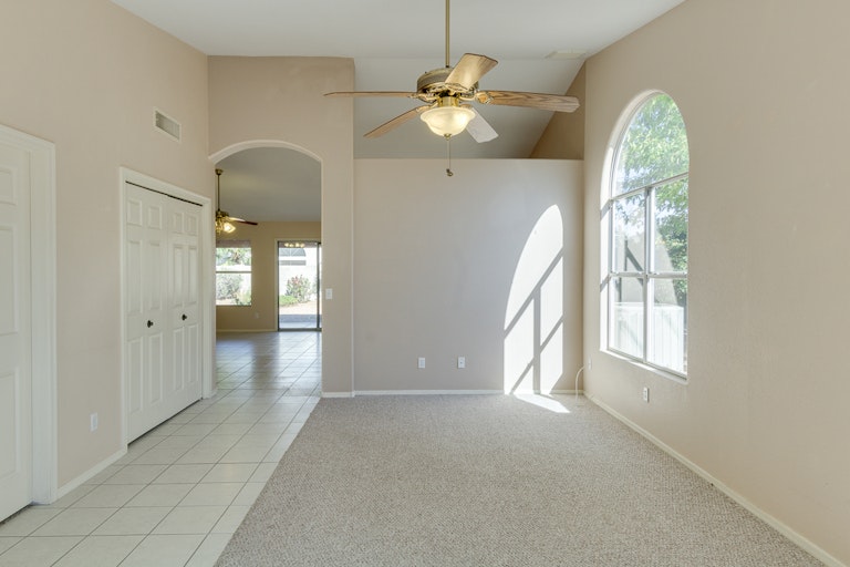Photo 4 of 30 - 4736 E Encanto St, Mesa, AZ 85205