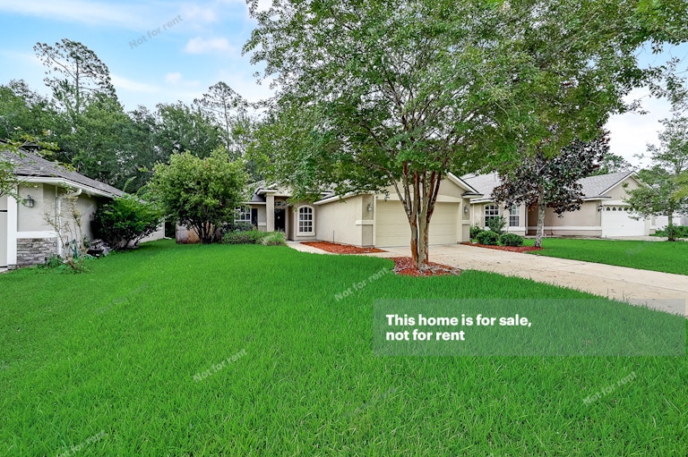 Photo 12 of 33 - 1088 Beckingham Dr, Saint Augustine, FL 32092