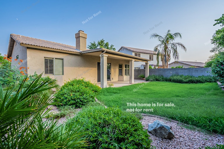 Photo 19 of 20 - 532 N Cambridge St, Gilbert, AZ 85233