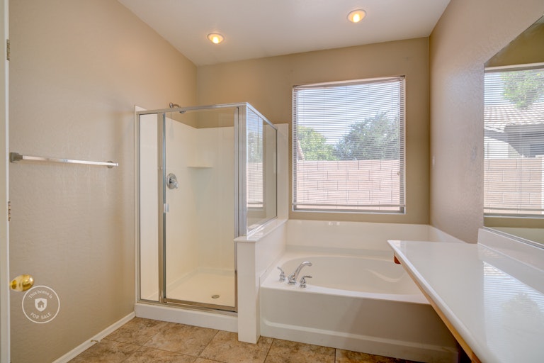 Photo 19 of 25 - 15927 W Maui Ln, Surprise, AZ 85379