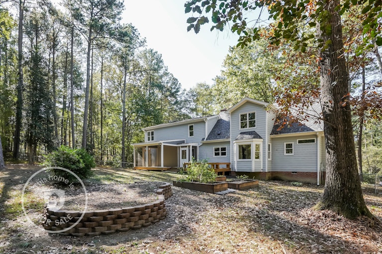 Photo 25 of 25 - 1405 Walking Trl, Fuquay Varina, NC 27526