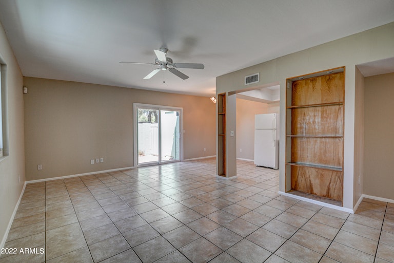 Photo 5 of 31 - 822 E Cochise Dr, Phoenix, AZ 85020