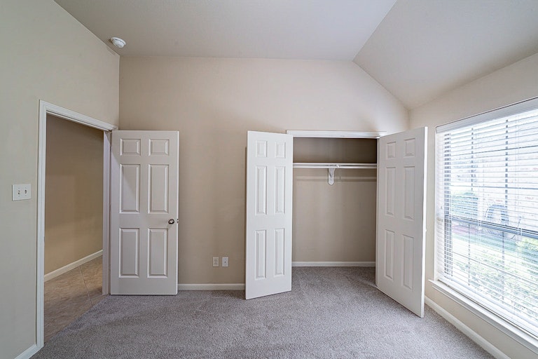 Photo 23 of 37 - 14727 Fountain Stone Ln, Humble, TX 77396