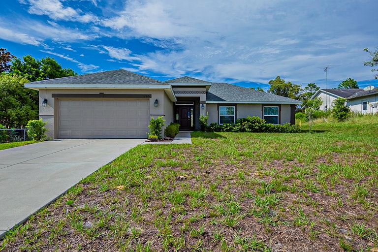 Photo 1 of 28 - 12481 Killian St, Spring Hill, FL 34609