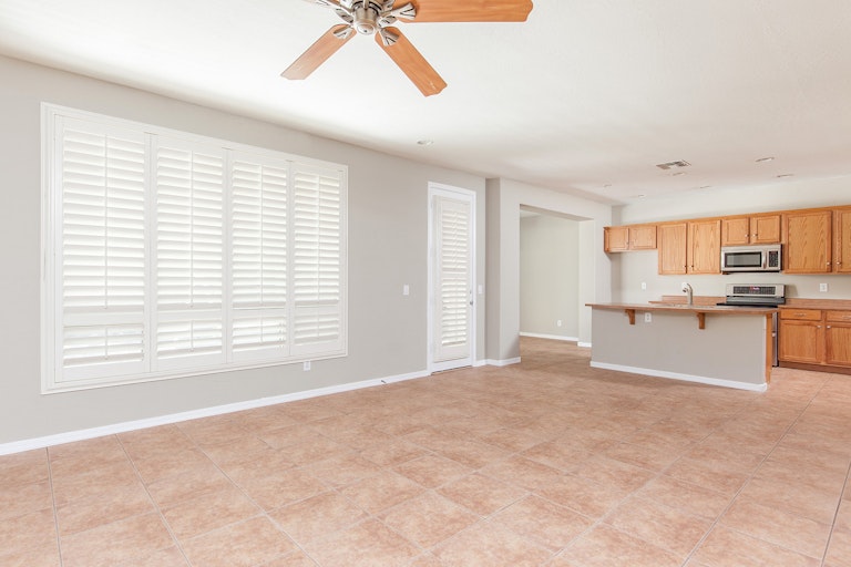Photo 14 of 25 - 1511 E Birdland Dr, Gilbert, AZ 85297