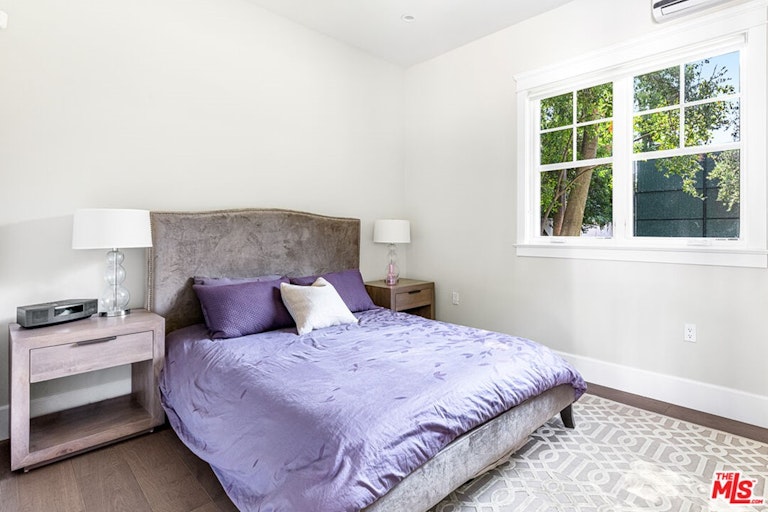 Photo 43 of 52 - 17524 Jayden Ln, Encino, CA 91316