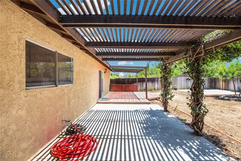 Photo 33 of 40 - 8388 Verbena Dr, Riverside, CA 92504