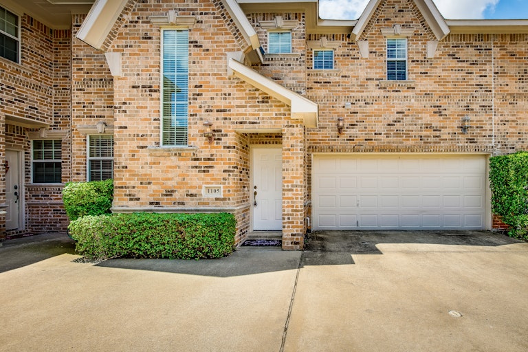 Photo 1 of 23 - 706 S Jupiter Rd #1105, Allen, TX 75002