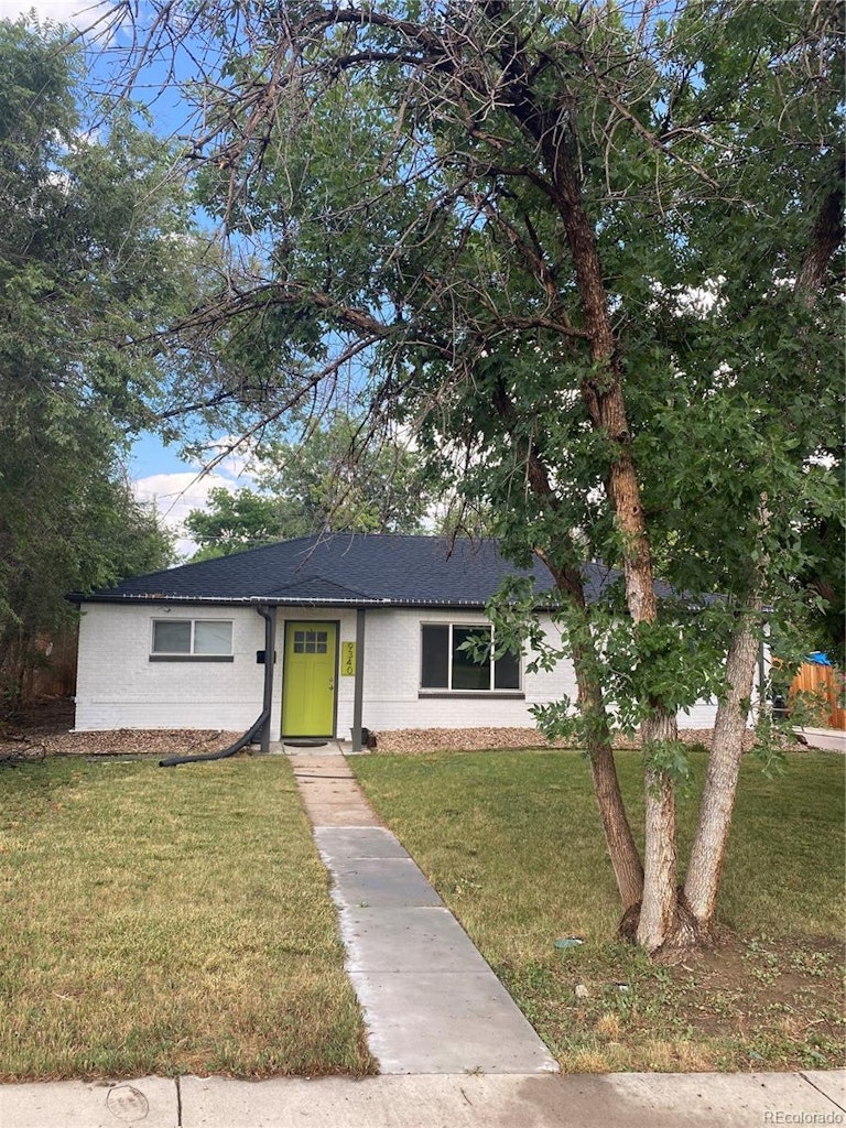 Photo 1 of 22 - 9340 Ellen Ct, Thornton, CO 80229