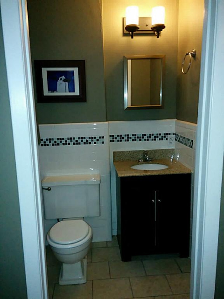 Photo 16 of 30 - 6326 Roos Rd, Houston, TX 77074
