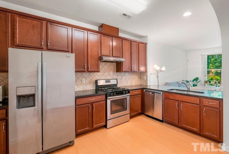 Photo 5 of 25 - 68 Intuition Cir, Durham, NC 27705