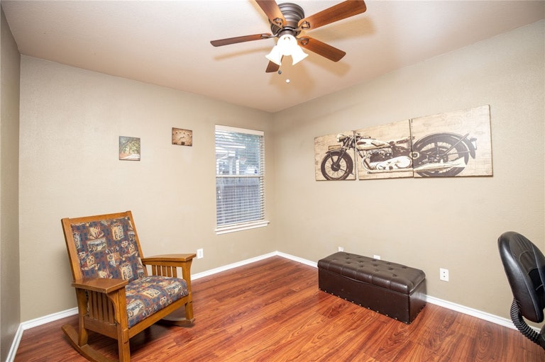 Photo 17 of 40 - 376 Solitaire Path, New Braunfels, TX 78130