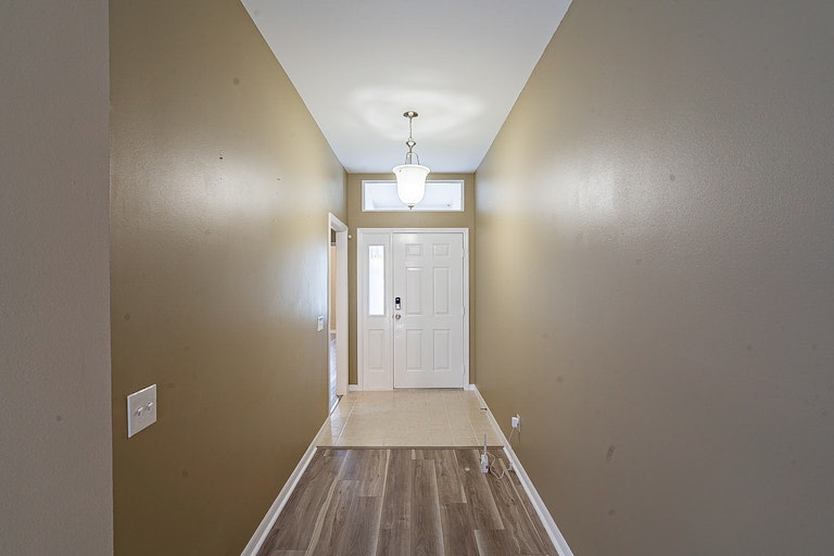 Photo 11 of 27 - 443 Sandestin Dr, Winter Haven, FL 33884