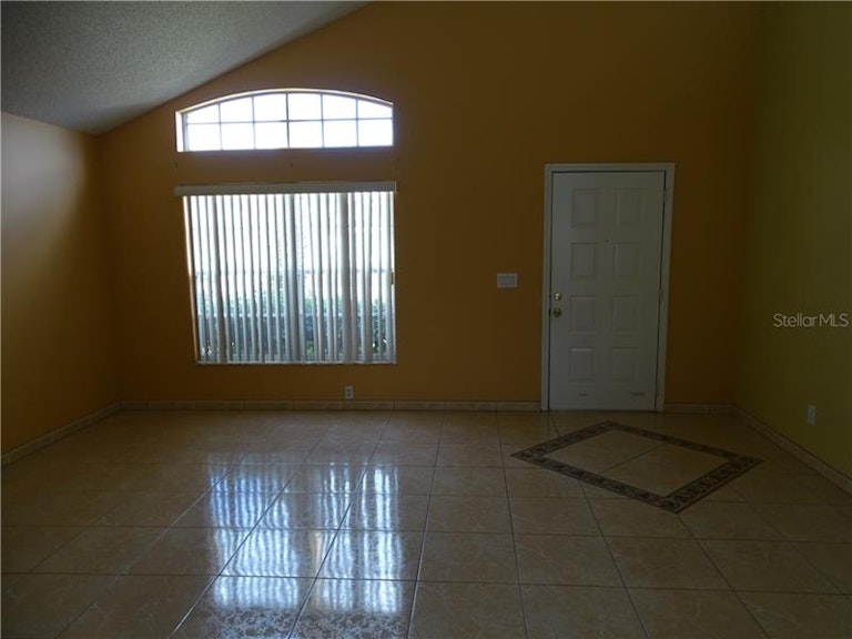 Photo 2 of 20 - 2212 Wyndam Way, Kissimmee, FL 34743