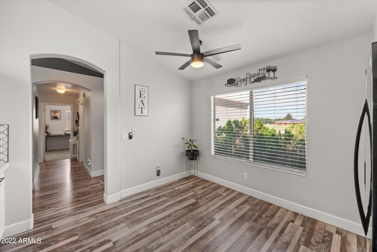 Photo 7 of 29 - 3309 N 85th Ln, Phoenix, AZ 85037