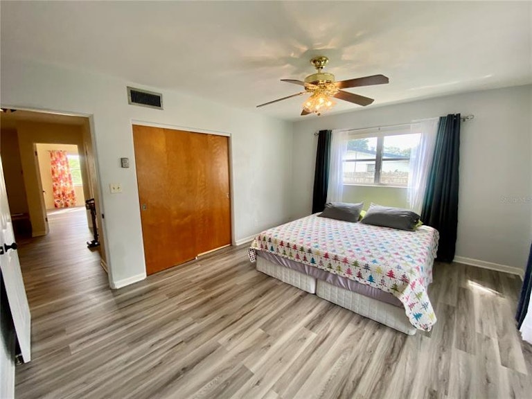 Photo 31 of 60 - 4081 Lake Marianna Dr, Winter Haven, FL 33881