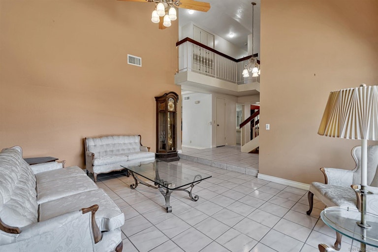 Photo 7 of 38 - 1170 N Brantford St, Anaheim, CA 92805