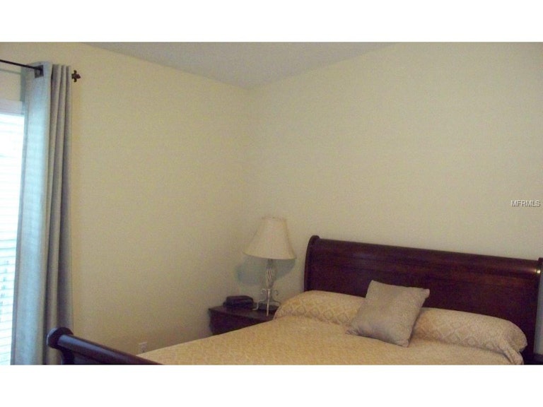 Photo 17 of 25 - 18334 Waydale Loop, Hudson, FL 34667