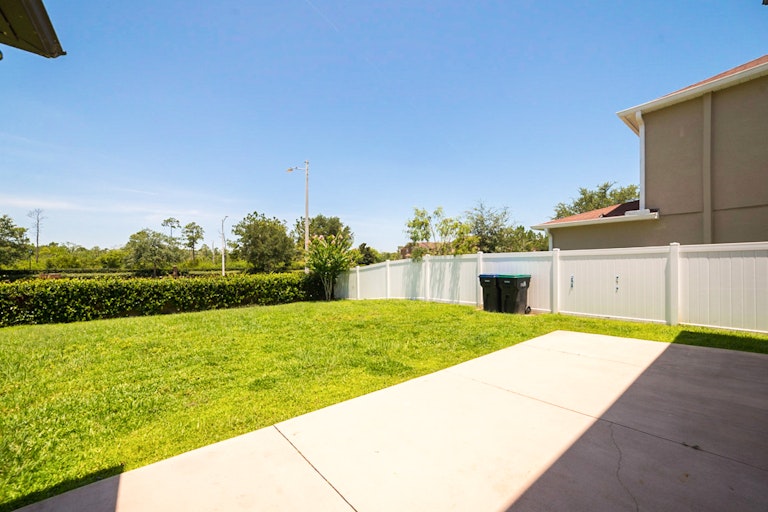 Photo 27 of 28 - 1442 Blackwater Pond Dr, Orlando, FL 32828