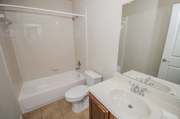 Photo 40 of 44 - 9713 Mulligan Dr, McKinney, TX 75072
