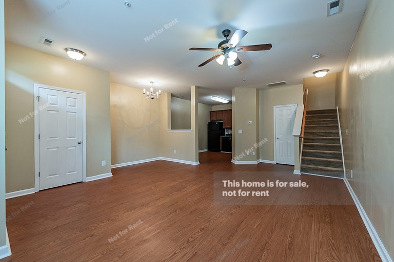 Photo 8 of 15 - 401 Coalinga Ln #108, Raleigh, NC 27610