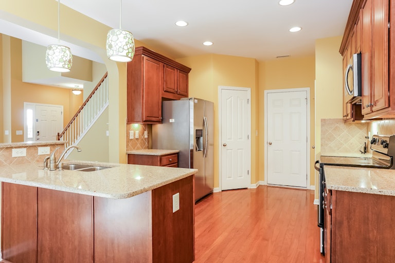 Photo 3 of 23 - 424 Hilltop View St, Cary, NC 27513