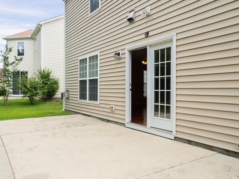 Photo 28 of 30 - 2211 River Basin Ln, Raleigh, NC 27610