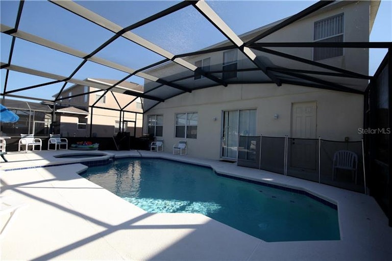 Photo 16 of 22 - 405 Kettering Rd, Davenport, FL 33897