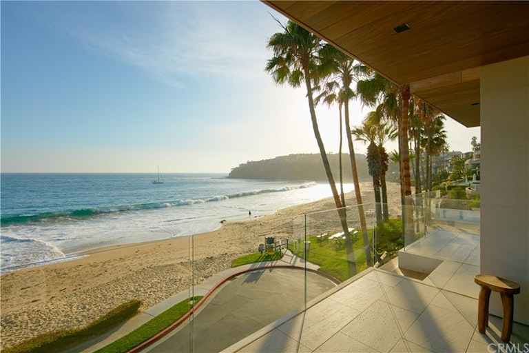 Photo 23 of 42 - 66 Emerald Bay, Laguna Beach, CA 92651